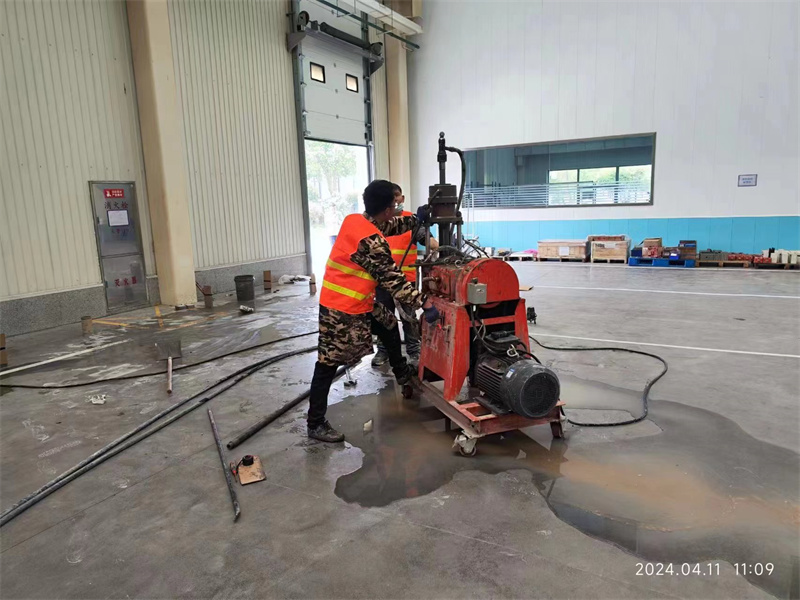 梁园厂房地面下沉塌陷注浆加固施工